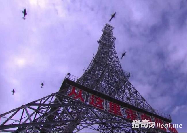 ���պ�ѵ�����ص���Ƭ��