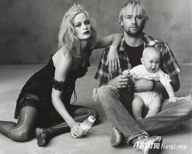 �����û����ʷ���ӵ�����Ƭ����������20��ǰ������ɱ�ֳ���(1)