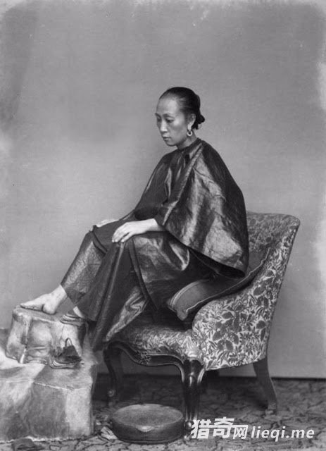 30�ž�ʱ����Ů�˵�����Ƭ���ع���С��Ϊ�����Ǹ����(8)