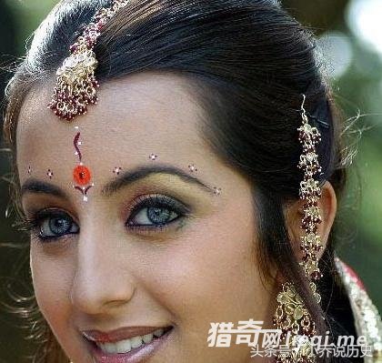 ����ӡ�����޶��ף�1000Ԫ����һ���£������Ծ�����(1)