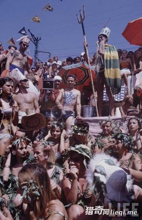 ����Ƭ��60���ǰ�������ŵ�ɳ̲����(5)