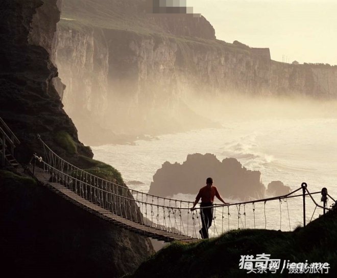 ӵ����䵺�������İ�����������������������һ���˼�����(1)