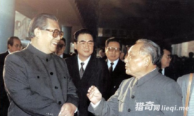 力荐江泽民:邓小平多次接见金日成访华评价惊人