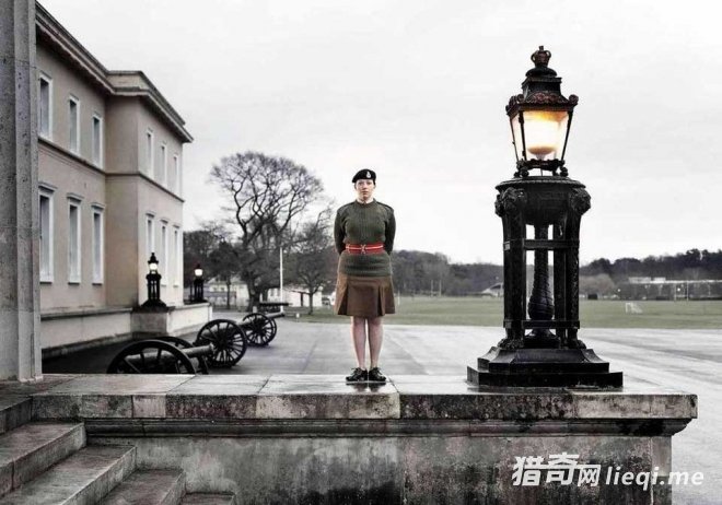 ����ʮ��������У���й������ϰ������У��������һ������(2)