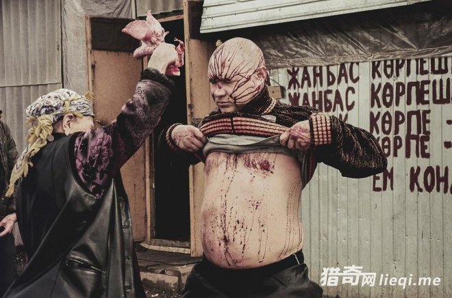 ������ڽ���ʽ����Ȼ�����ŵ�������(1)