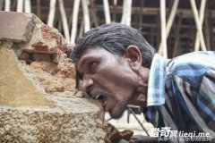 ����20����ש�鵱��ʳľ̿�����ģ�������ݳ�ש׬Ǯ